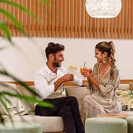 Hotel Club Del Sol 4*